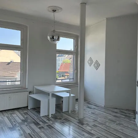 شقة إن أوليغز